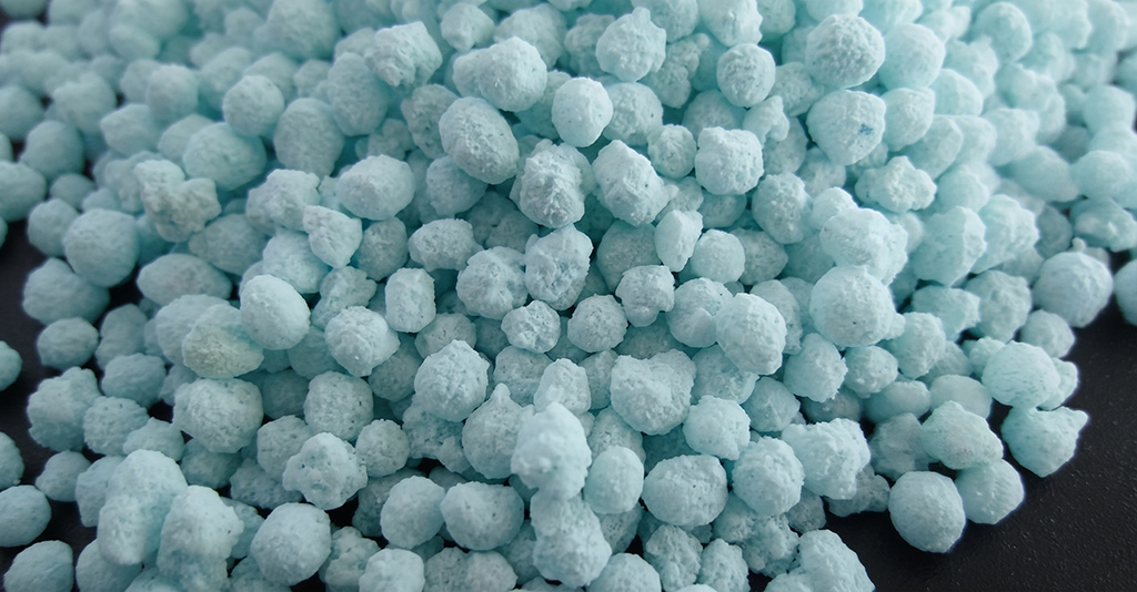 Detalle de urea protegida para fertilización nitrogenada